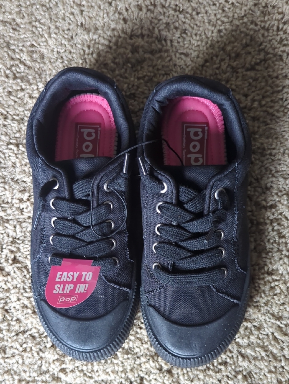pop Black Low-Top Sneakers with Pink Insoles